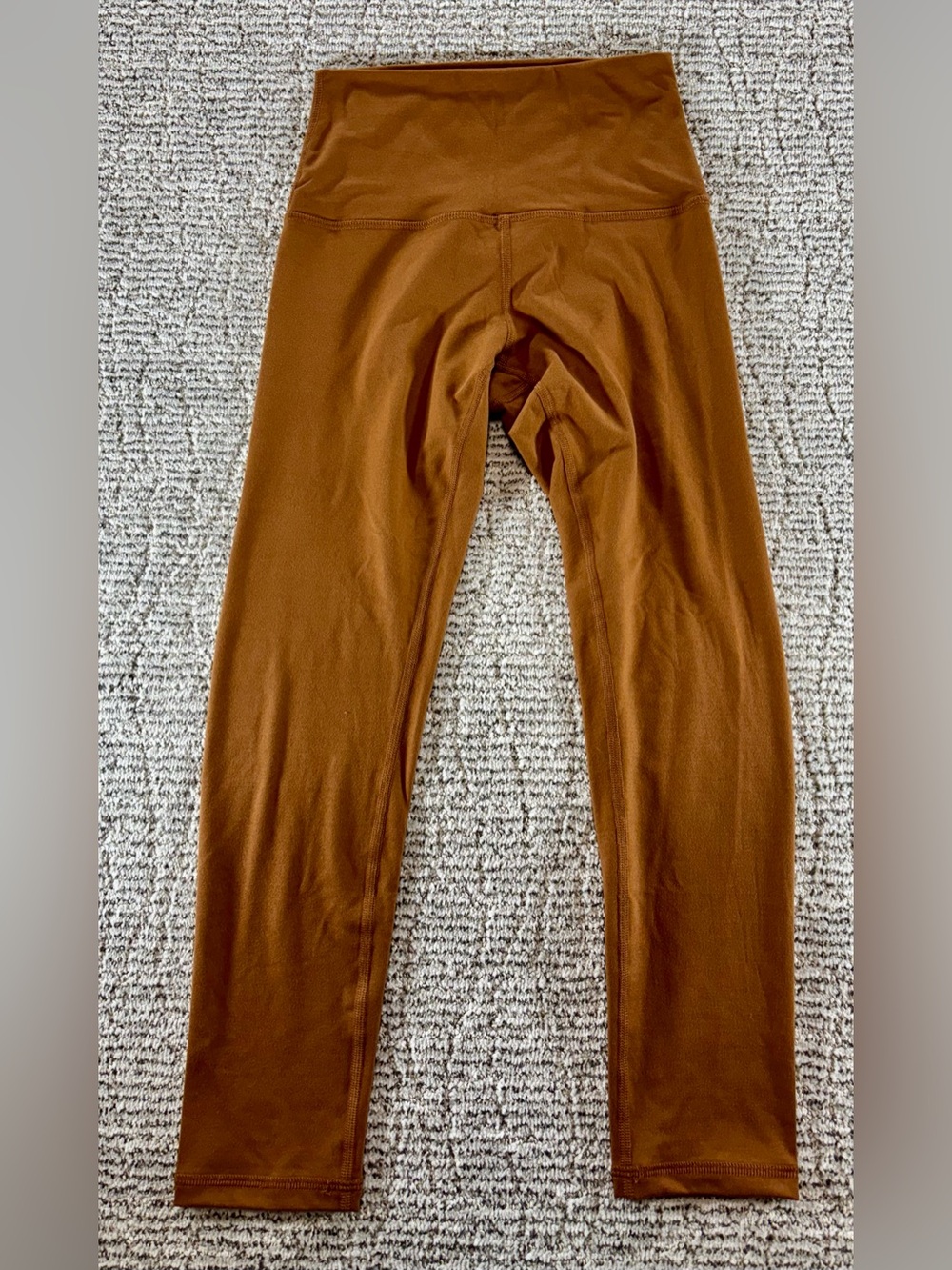 NEW Athleta Interval Women’s Size Medium‎ Camel Recharge 7/8 Yoga Leggings